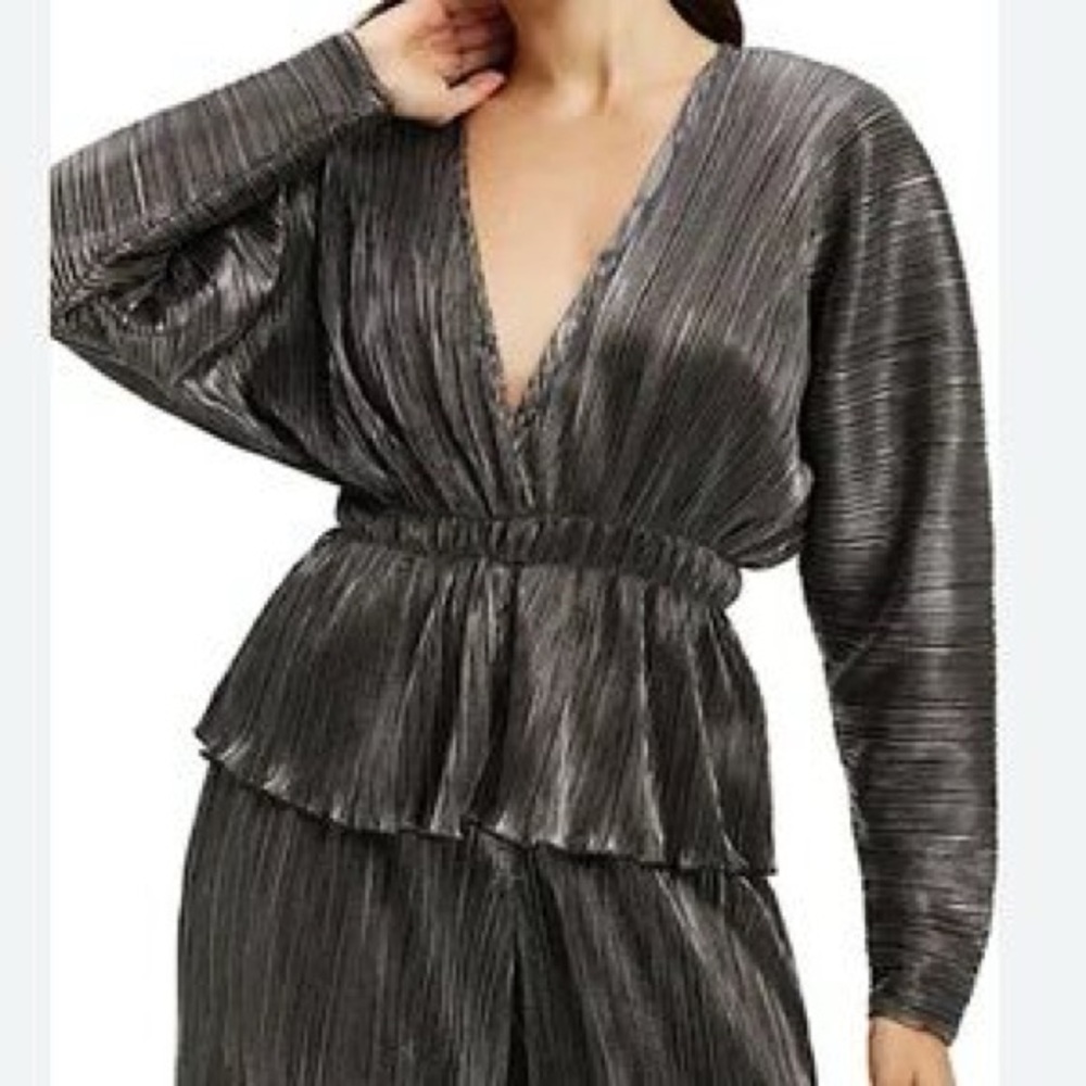 Good American Plisse Deep V Neck Dolman Long Sleeve Top Metallic NEW NWT